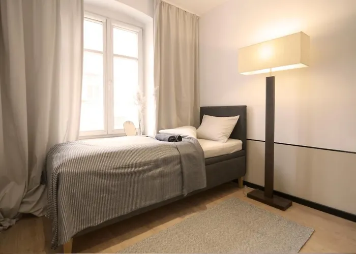 By The River And City Center - Comfortable Rooms